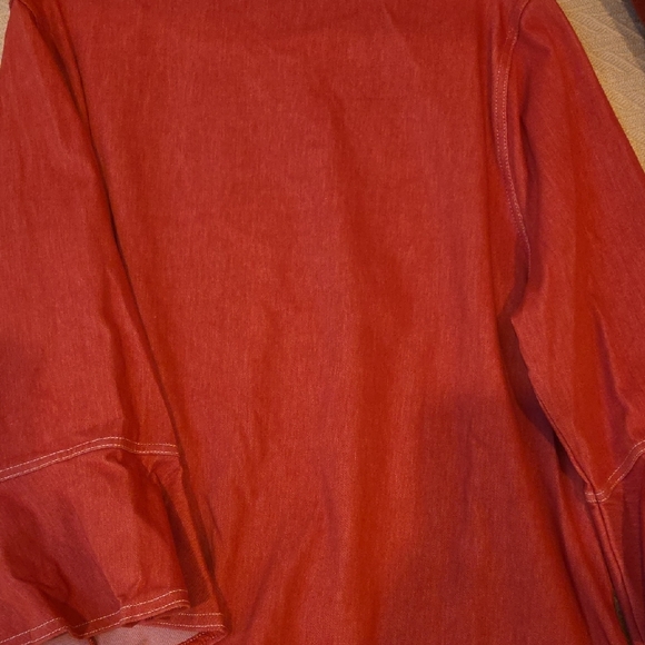 Chico's Lt Red Denim 3/4 Sleeve Top with Flared Cuffs, Size 3 - Picture 7 of 7
